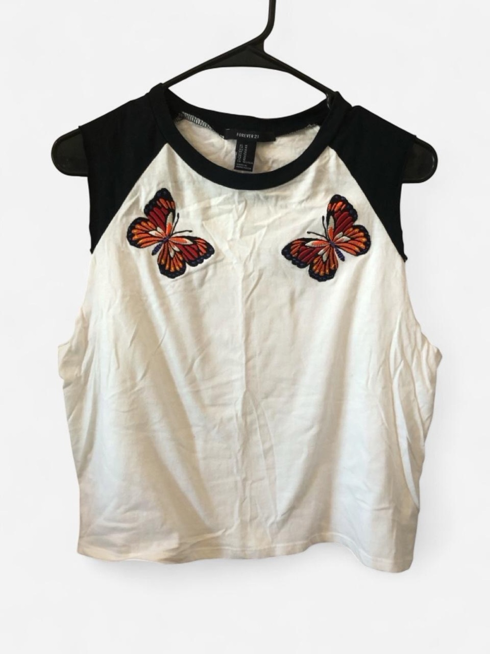 Forever21 White Sleeveless Embroidered Butterfly Patch Tank Top Womens Medium